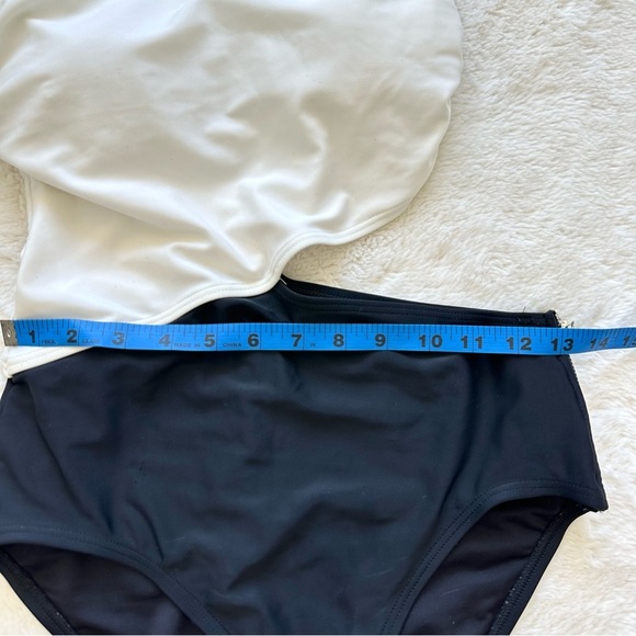 Michael Kors women one piece swimsuit size 10 US - Picture 6 of 9